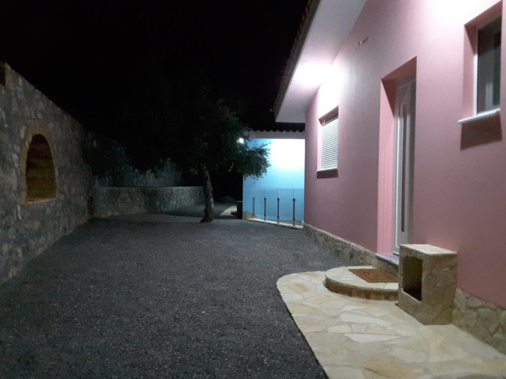 Shiraz Villas Каламата Экстерьер фото