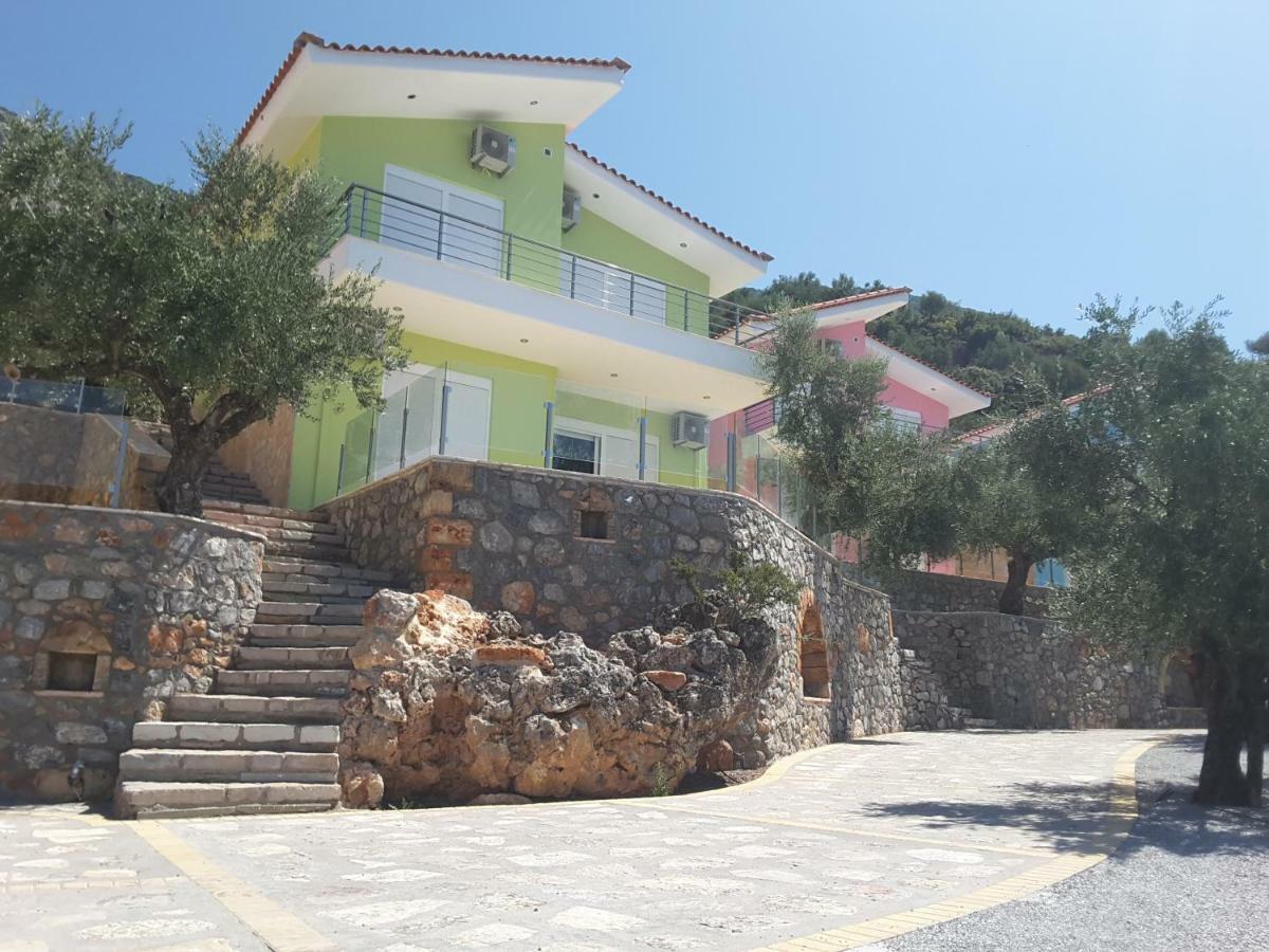 Shiraz Villas Каламата Экстерьер фото